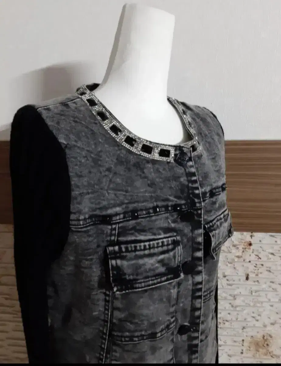 thumbnail-5